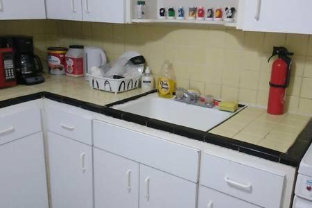 نزل Downtown Hollywood Beach Students' Dorm المظهر الخارجي الصورة